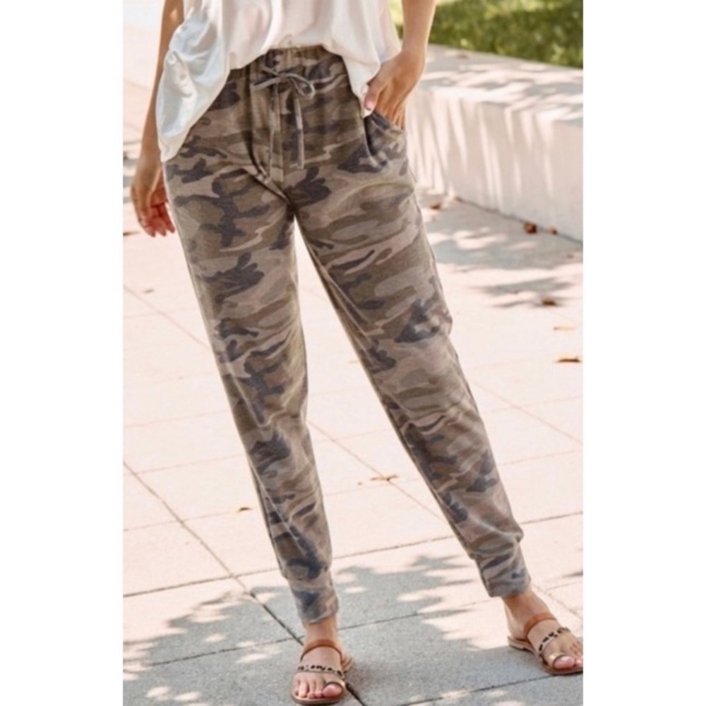 SOLD OUT Army Camo French Terry Casual Jogger Pants - Picture 3 of 8